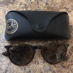 Ray Ban sunglasses. Polarized ‘Erika’